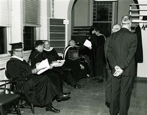 Image description is not available for 1967.075